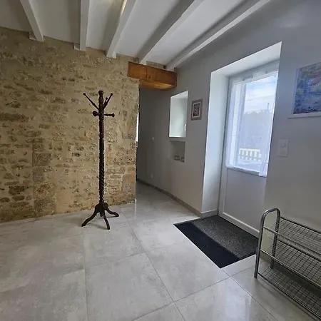 Les Fontaines Apartment *